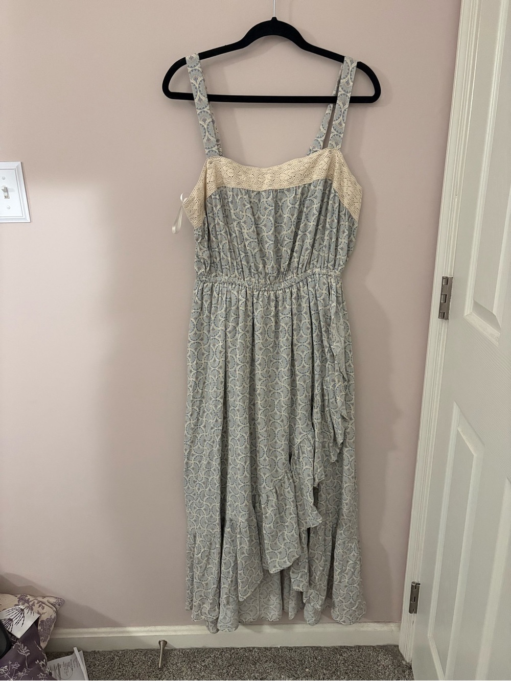 Torrid NWT Blue Floral High Low Midi Dress Lace Trim Size 0 Large 10 12